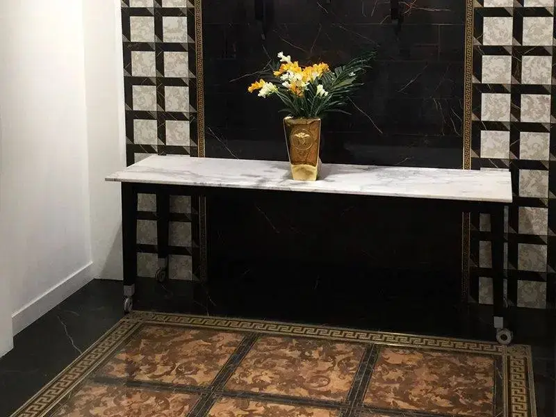 Интерьер Versace Marble Хит - 4