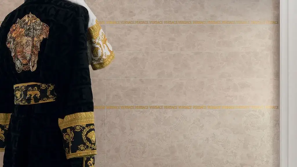 Интерьер Versace Meteorite Хит