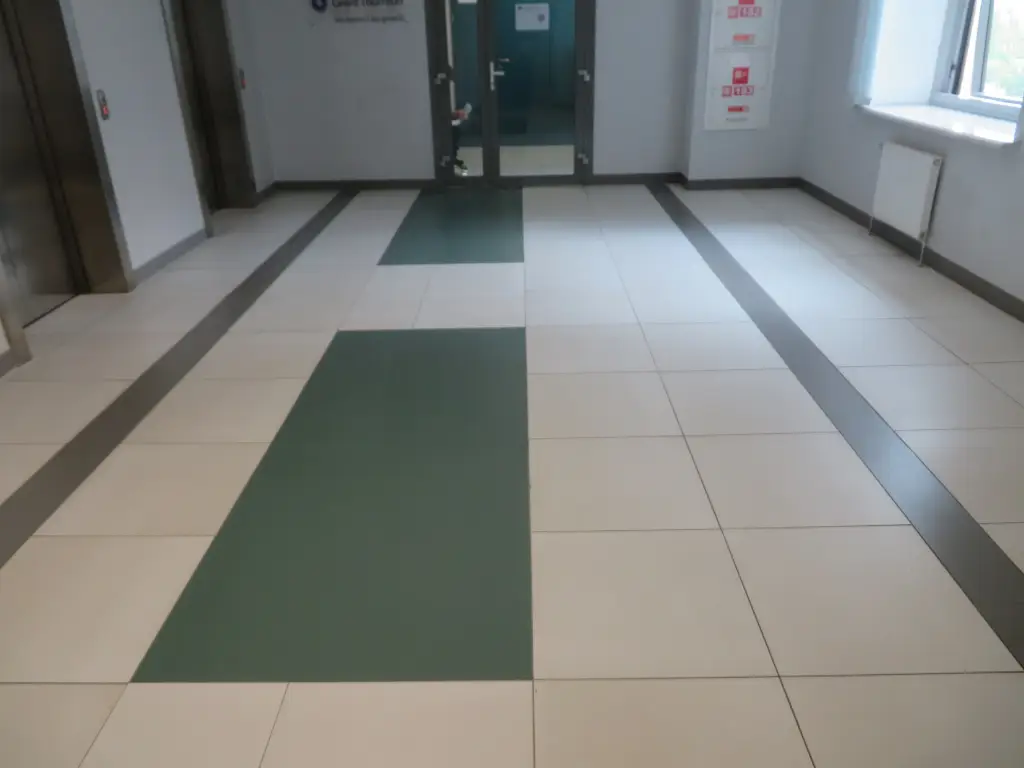 Интерьер Уральский гранит Уральский гранит 60х120 гранит - 5