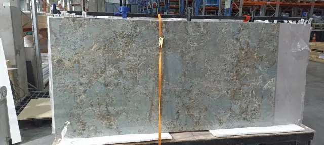 Etoile Illusion Glossy 6mm 120x240