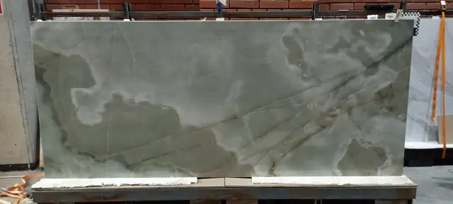 Reves De Rex Jade Glossy 6mm 120x280