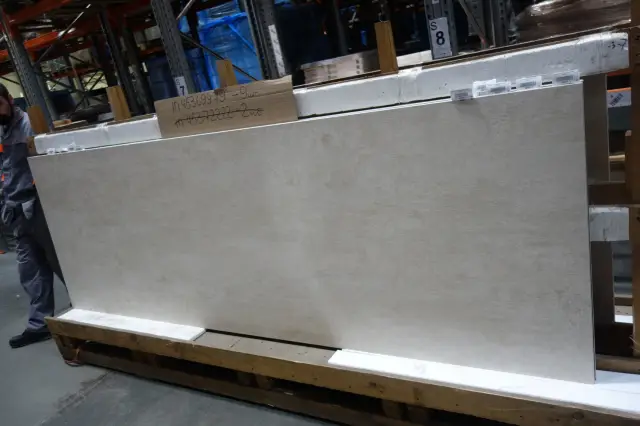 Cemento Avorio Bocciardato 5.6 Mm 100x300