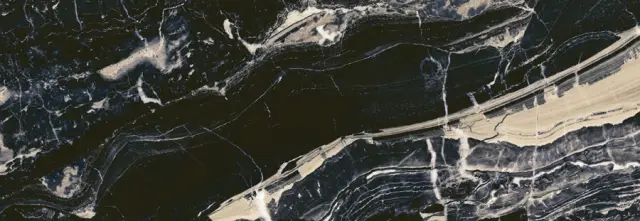 Levanto Nero 24.2x70