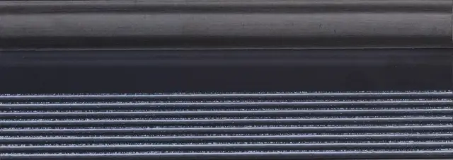 Цоколь 00263 ALZATA NERO PLATINO